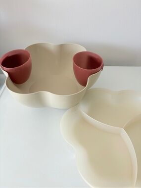 Tupperware Chip N Dip Salad Bowl Dip Set Open House Style Cinnamon Lid as Server